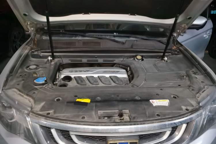 Used Geely Auto Emgrand X7 Sport 2016 1.8TD Automatic ZhiZun Version Engine Bay
