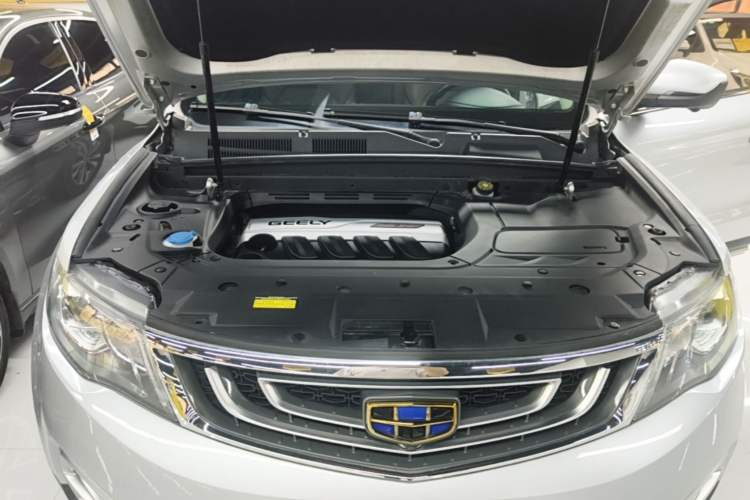 Used Geely Auto Emgrand X7 Sport 2016 1.8TD Automatic ZhiZun Version Engine Bay