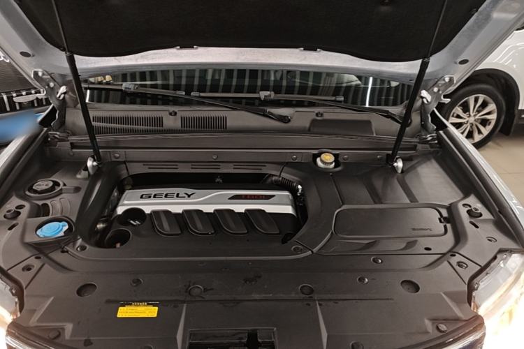 Used Geely Auto Emgrand X7 Sport 2016 1.8TD Automatic ZhiShang Model Engine Bay