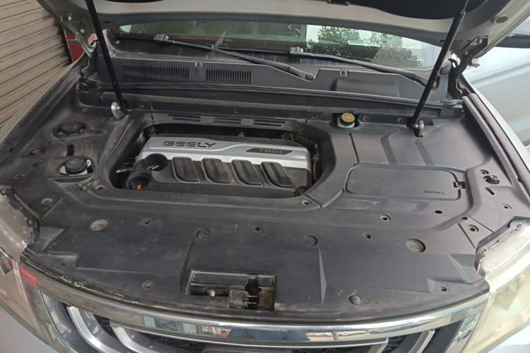 Used Geely Auto Emgrand X7 Sport 2016 1.8TD Automatic ZhiShang Model Engine Bay