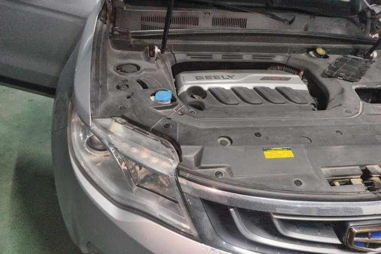 Used Geely Auto Emgrand X7 Sport 2016 1.8TD Automatic Smart Connectivity Version Engine Bay Right