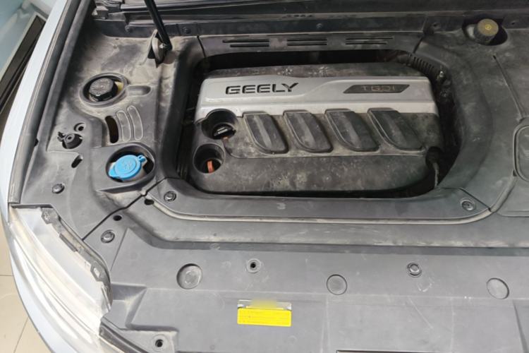 Used Geely Auto Emgrand X7 Sport 2016 1.8TD Automatic ZhiShang Model Engine Bay Right