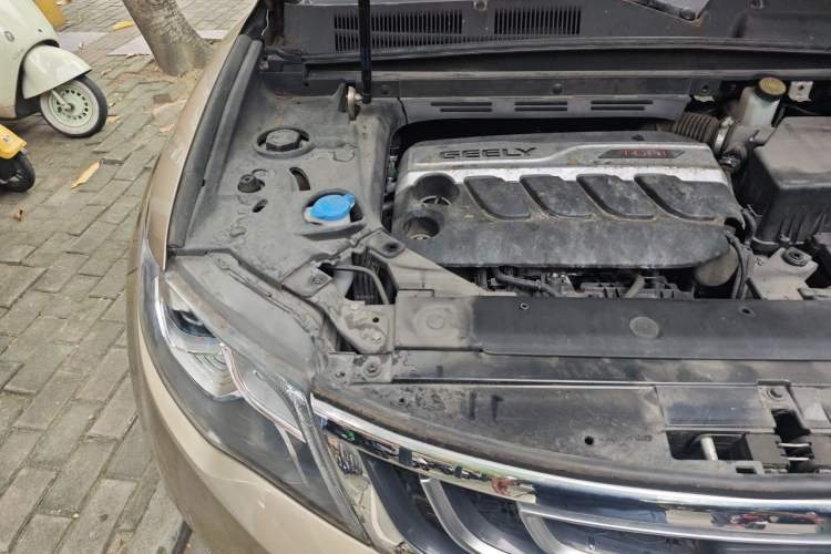 Used Geely Auto Emgrand X7 Sport 2016 1.8TD Automatic ZhiZun Version Engine Bay Right