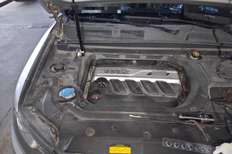 Used Geely Auto Emgrand X7 Sport 2016 1.8TD Automatic ZhiZun Version Engine Bay Right