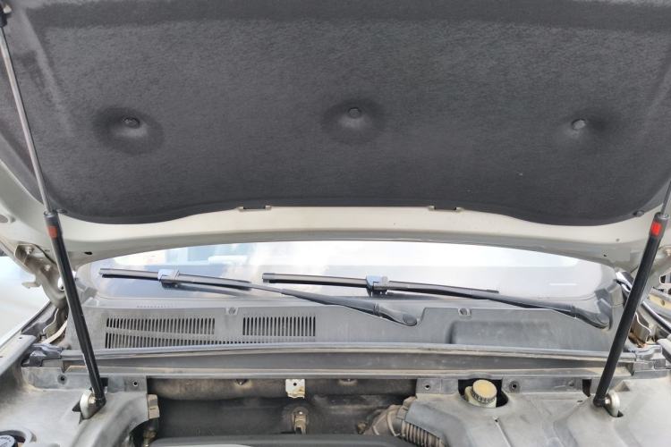Used Geely Auto Emgrand X7 Sport 2016 1.8TD Automatic Smart Model Engine Bay