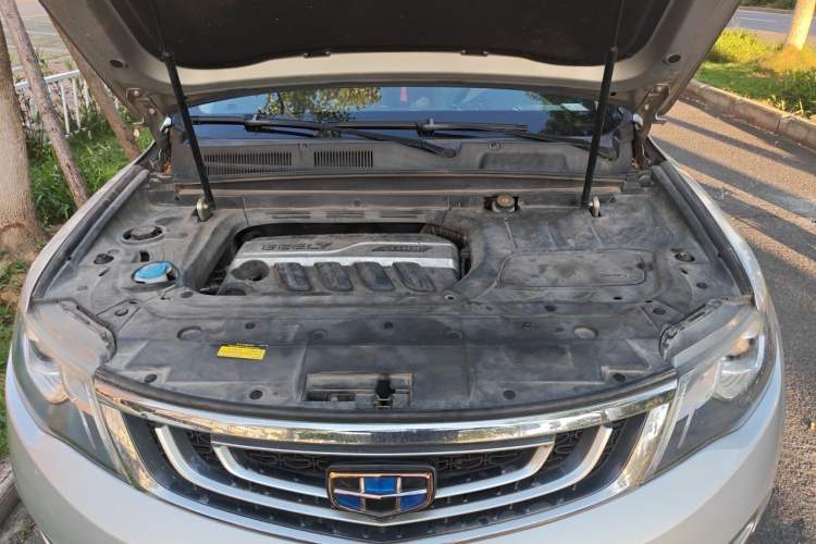 Used Geely Auto Emgrand X7 Sport 2016 1.8TD Automatic ZhiZun Version Engine Bay