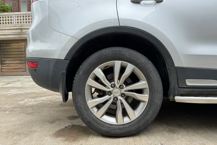 Used Geely Auto Emgrand X7 Sport 2016 1.8TD Automatic Smart Connectivity Version Exterior 8