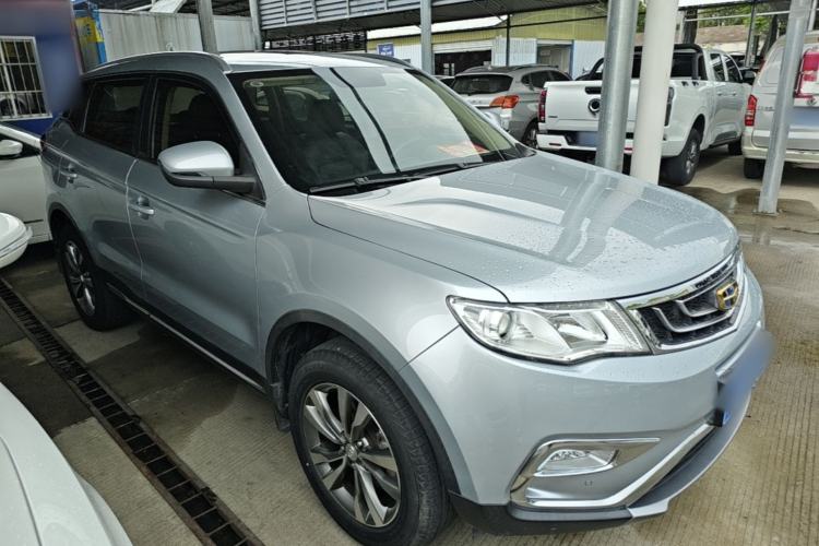Used Geely Auto Emgrand X7 Sport 2016 2.0L Manual ZhiShang Version Front Right 45 Deg