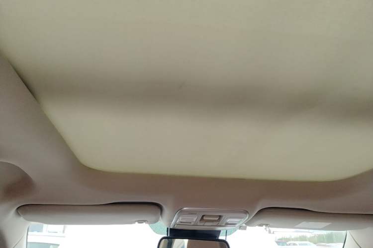 Used Geely Auto Emgrand X7 Sport 2016 1.8TD Automatic All-Wheel-Drive ZhiZun Edition Headliner