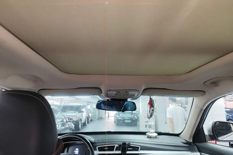 Used Geely Auto Emgrand X7 Sport 2016 1.8TD Automatic Smart Model Headliner
