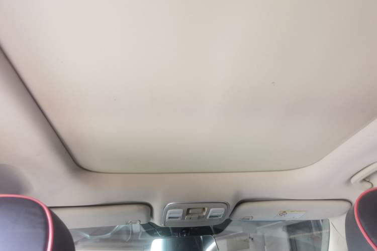 Used Geely Auto Emgrand X7 Sport 2016 1.8TD Automatic ZhiShang Model Headliner