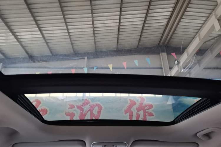 Used Geely Auto Emgrand X7 Sport 2016 1.8TD Automatic Smart Model Headliner