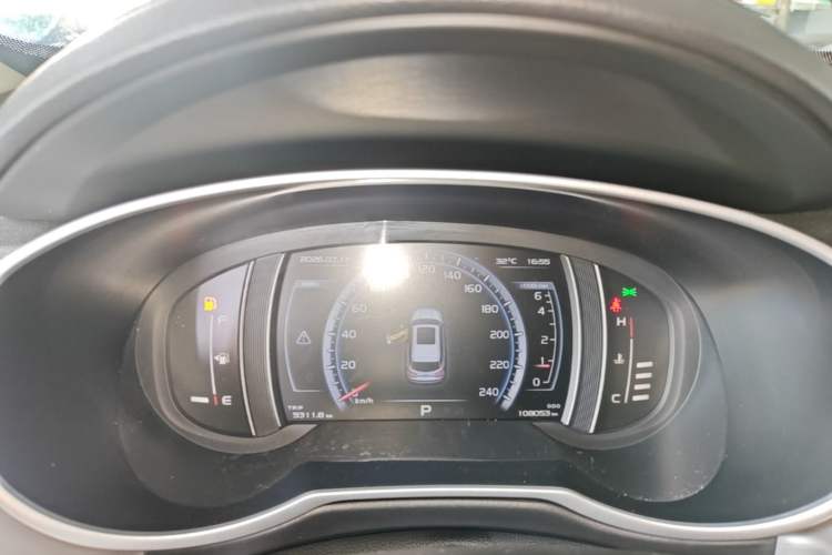 Used Geely Auto Emgrand X7 Sport 2016 1.8TD Automatic ZhiZun Version Instrument Cluster