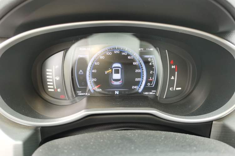 Used Geely Auto Emgrand X7 Sport 2016 1.8TD Automatic ZhiZun Version Instrument Cluster