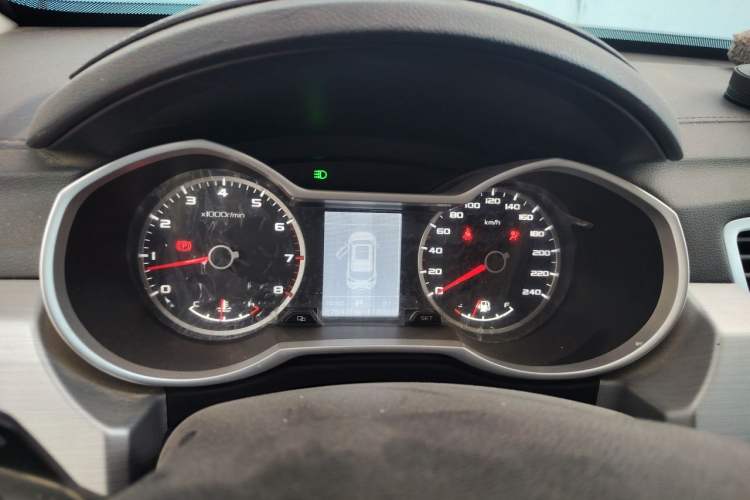 Used Geely Auto Emgrand X7 Sport 2016 1.8TD Automatic Smart Connectivity Version Instrument Cluster