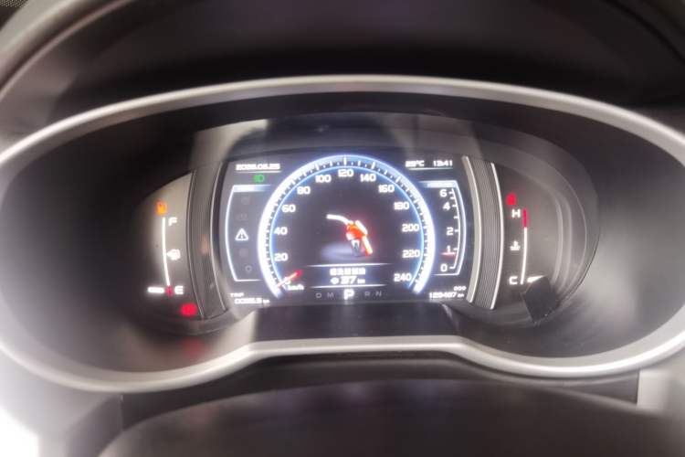 Used Geely Auto Emgrand X7 Sport 2016 1.8TD Automatic ZhiShang Model Instrument Cluster