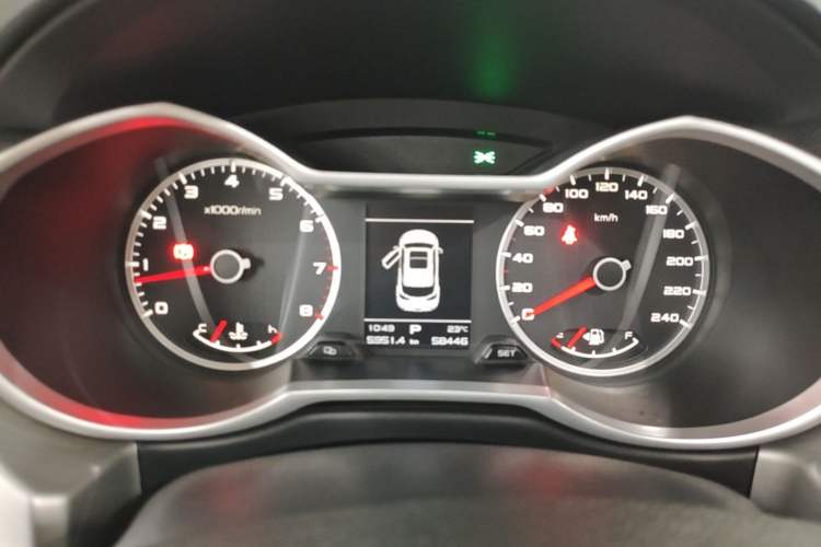Used Geely Auto Emgrand X7 Sport 2016 1.8TD Automatic ZhiShang Model Instrument Cluster