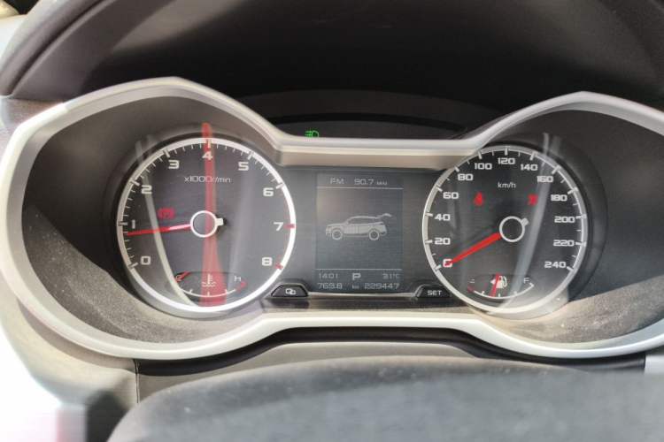 Used Geely Auto Emgrand X7 Sport 2016 1.8TD Automatic ZhiShang Model Instrument Cluster