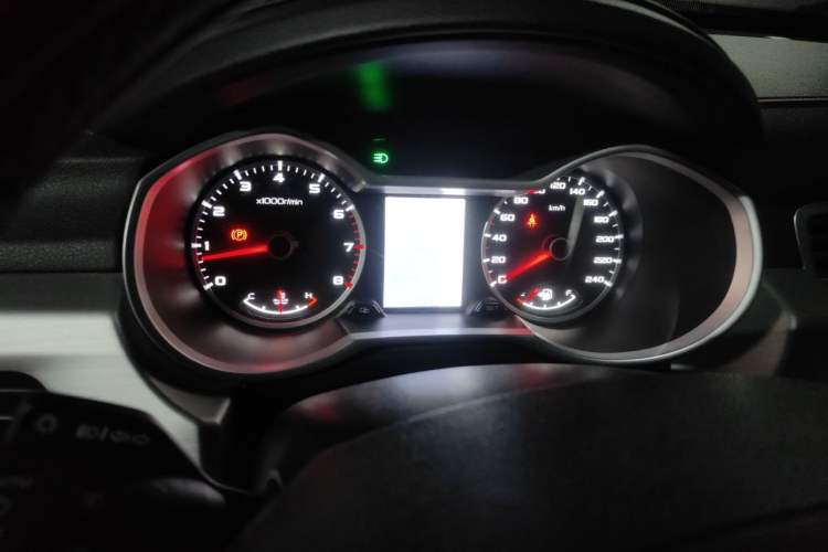 Used Geely Auto Emgrand X7 Sport 2016 1.8TD Automatic ZhiShang Model Instrument Cluster