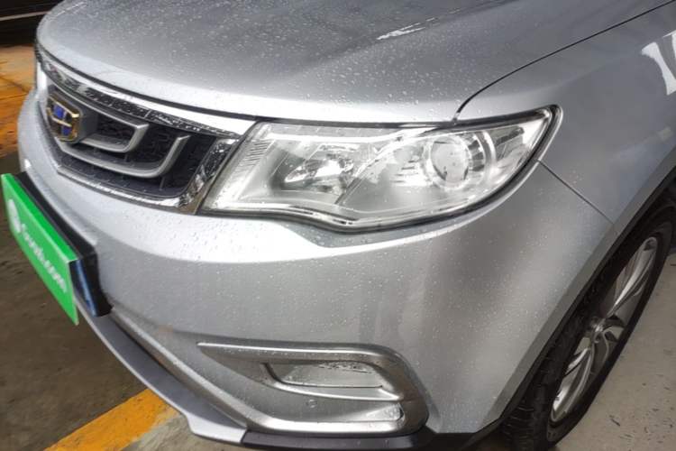 Used Geely Auto Emgrand X7 Sport 2016 1.8TD Automatic ZhiShang Model Left Front Headlight