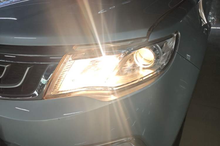 Used Geely Auto Emgrand X7 Sport 2016 2.0L Manual Smart Connect Version Left Front Headlight