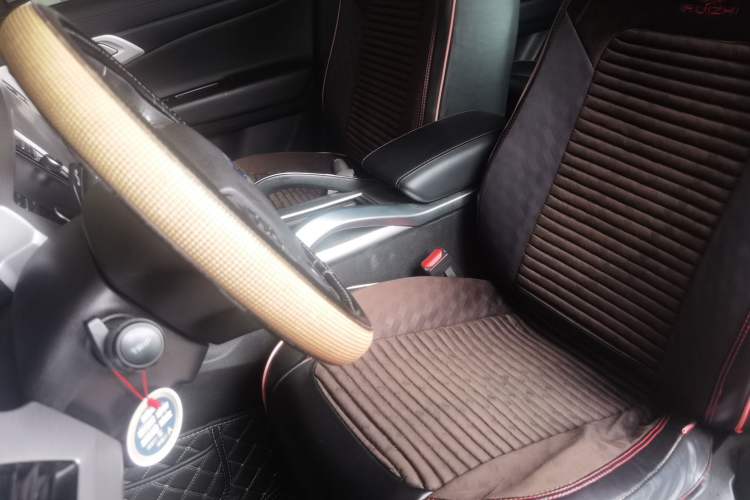 Used Geely Auto Emgrand X7 Sport 2016 1.8TD Automatic ZhiShang Model Left Front Seat