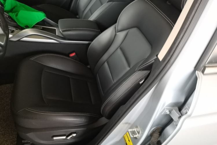 Used Geely Auto Emgrand X7 Sport 2016 1.8TD Automatic Smart Model Left Front Seat