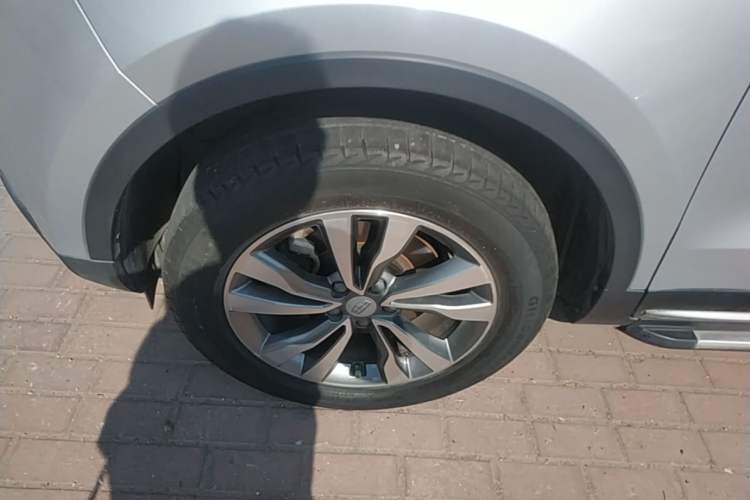 Used Geely Auto Emgrand X7 Sport 2016 1.8TD Automatic Smart Connectivity Version Left Front Wheel Hub