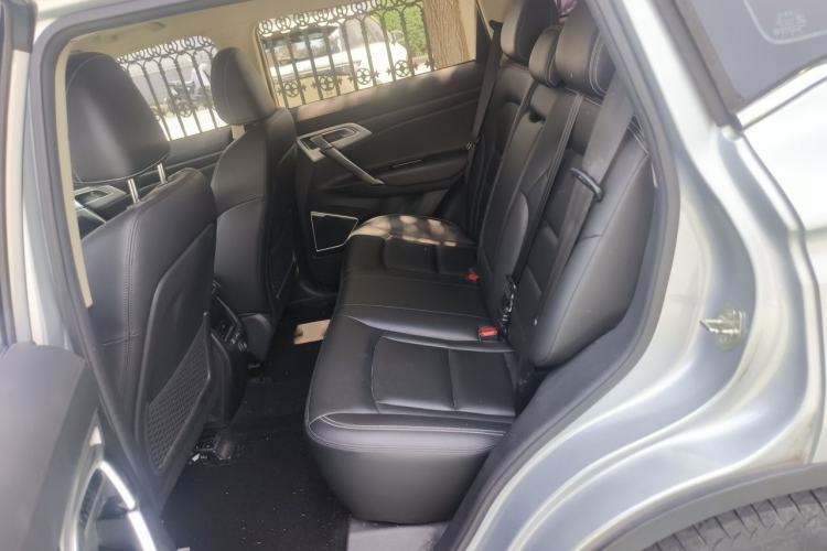 Used Geely Auto Emgrand X7 Sport 2016 1.8TD Automatic Smart Model Left Rear Seat