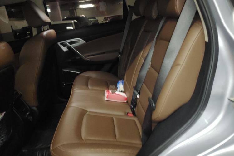 Used Geely Auto Emgrand X7 Sport 2016 1.8TD Automatic ZhiZun Version Left Rear Seat