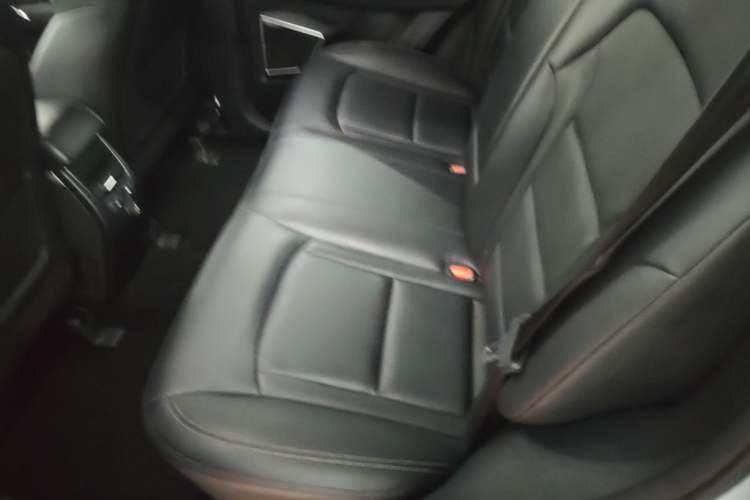 Used Geely Auto Emgrand X7 Sport 2016 1.8TD Automatic ZhiShang Model Left Rear Seat
