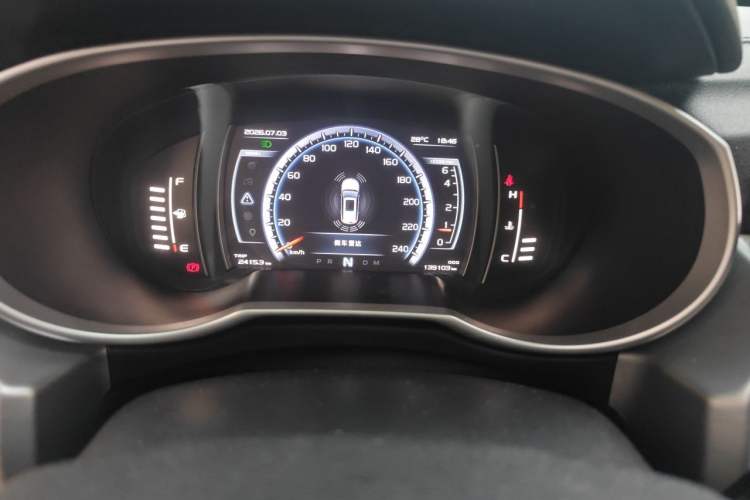Used Geely Auto Emgrand X7 Sport 2016 1.8TD Automatic All-Wheel-Drive ZhiZun Edition Odometer Close Up