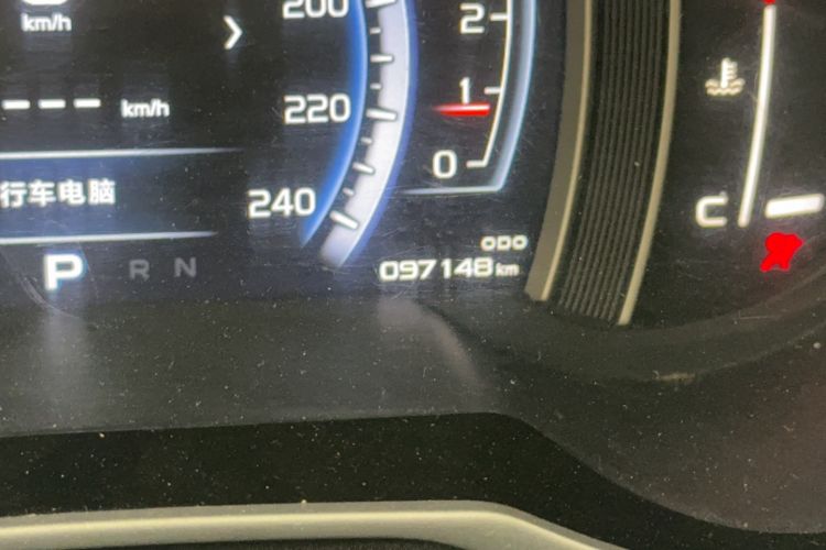 Used Geely Auto Emgrand X7 Sport 2016 1.8TD Automatic Smart Connectivity Version Odometer Close Up