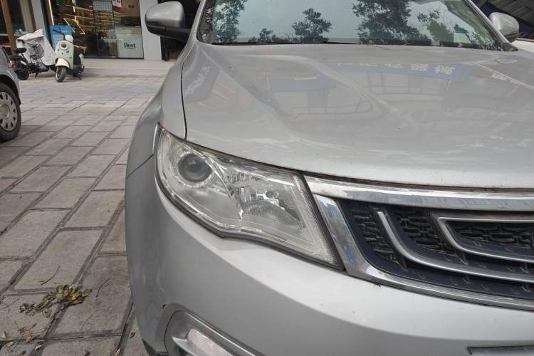 Used Geely Auto Emgrand X7 Sport 2016 2.0L Manual Smart Connect Version Right Front Headlight