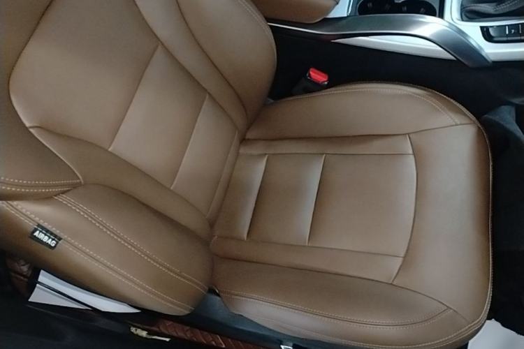 Used Geely Auto Emgrand X7 Sport 2016 1.8TD Automatic ZhiZun Version Right Front Seat