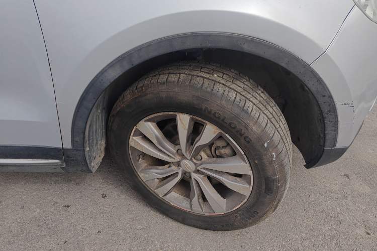 Used Geely Auto Emgrand X7 Sport 2016 2.0L Manual ZhiShang Version Right Front Wheel Hub