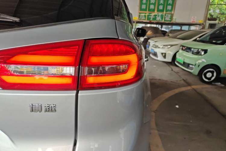 Used Geely Auto Emgrand X7 Sport 2016 1.8TD Automatic ZhiZun Version Right Rear Taillight