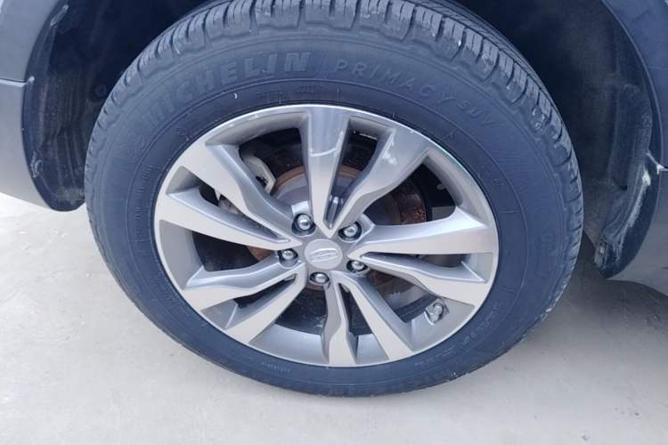 Used Geely Auto Emgrand X7 Sport 2016 1.8TD Automatic All-Wheel-Drive ZhiZun Edition Right Rear Wheel Hub