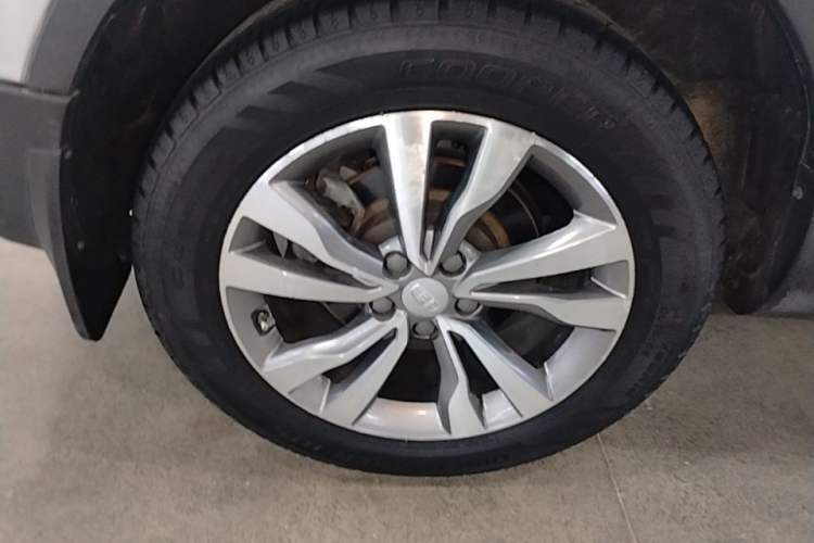 Used Geely Auto Emgrand X7 Sport 2016 1.8TD Automatic ZhiZun Version Right Rear Wheel Hub