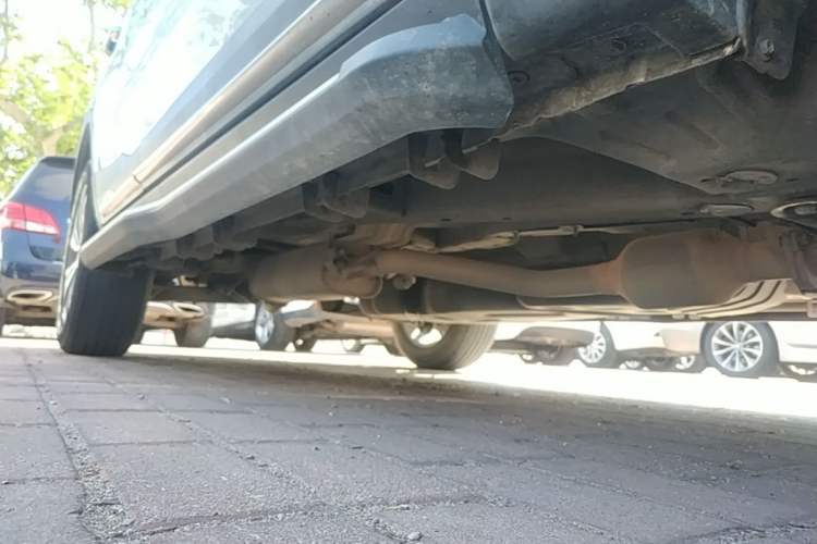 Used Geely Auto Emgrand X7 Sport 2016 1.8TD Automatic Smart Connectivity Version Right Side Sill