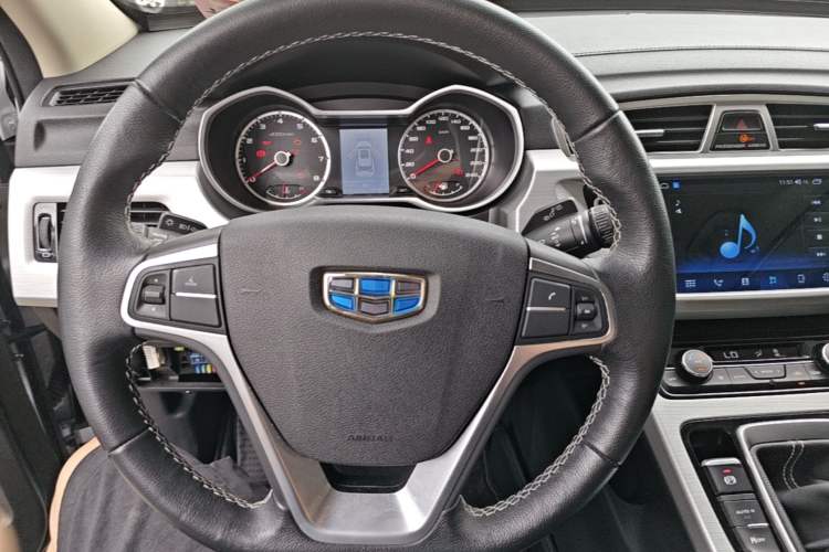 Used Geely Auto Emgrand X7 Sport 2016 2.0L Manual ZhiShang Version Steering Wheel