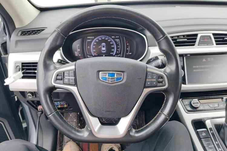 Used Geely Auto Emgrand X7 Sport 2016 1.8TD Automatic All-Wheel-Drive ZhiZun Edition Steering Wheel
