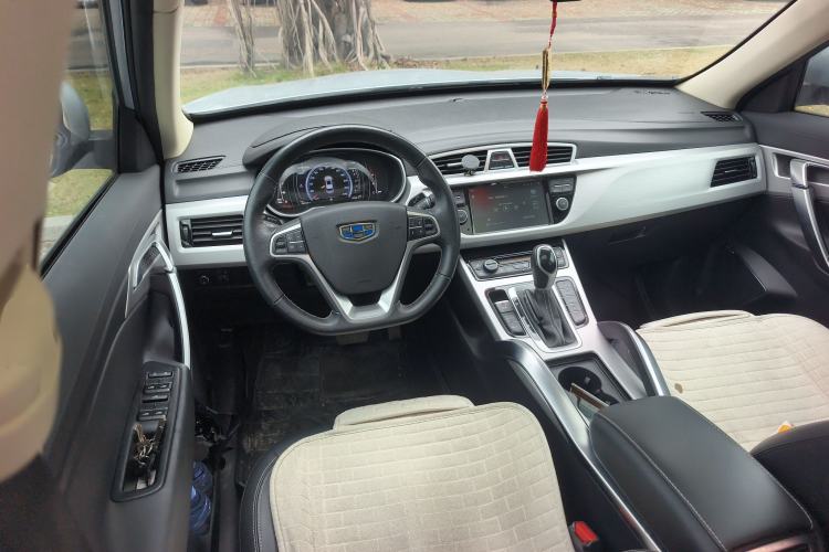 Used Geely Auto Emgrand X7 Sport 2016 1.8TD Automatic Smart Model Steering Wheel