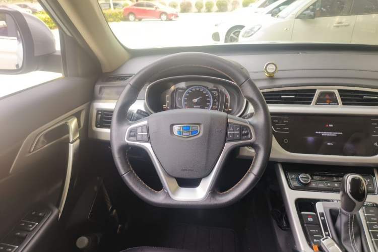 Used Geely Auto Emgrand X7 Sport 2016 1.8TD Automatic Smart Model Steering Wheel