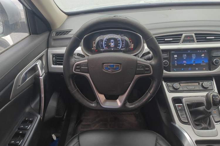 Used Geely Auto Emgrand X7 Sport 2016 2.0L Manual Smart Connect Version Steering Wheel
