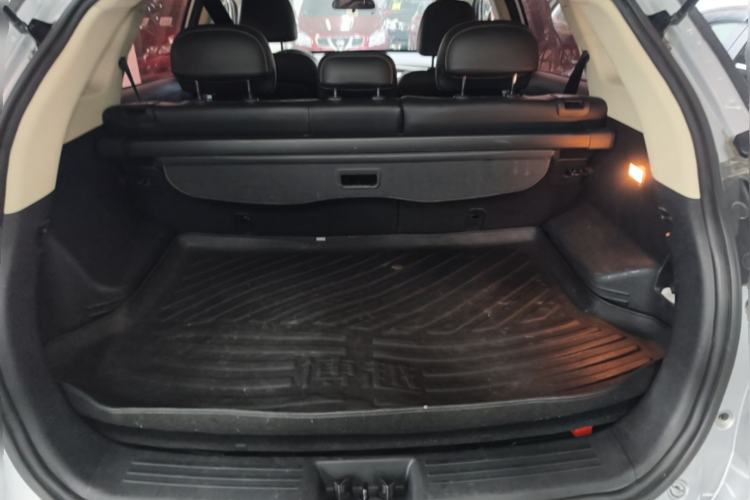 Used Geely Auto Emgrand X7 Sport 2016 1.8TD Automatic ZhiShang Model Trunk