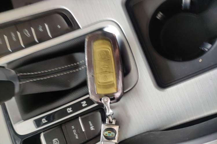 Used Geely Auto Emgrand X7 Sport 2016 1.8TD Automatic ZhiShang Model Vehicle Key