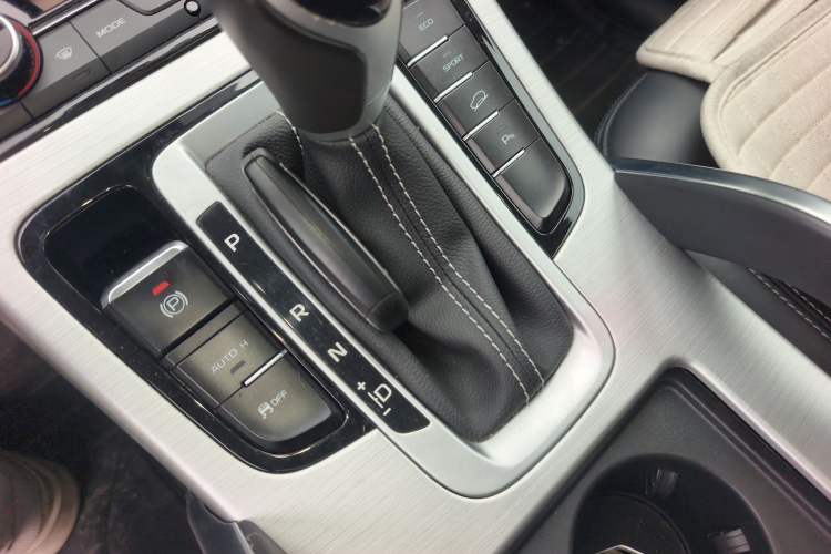 Used Geely Auto Emgrand X7 Sport 2016 1.8TD Automatic Smart Model Vehicle Key