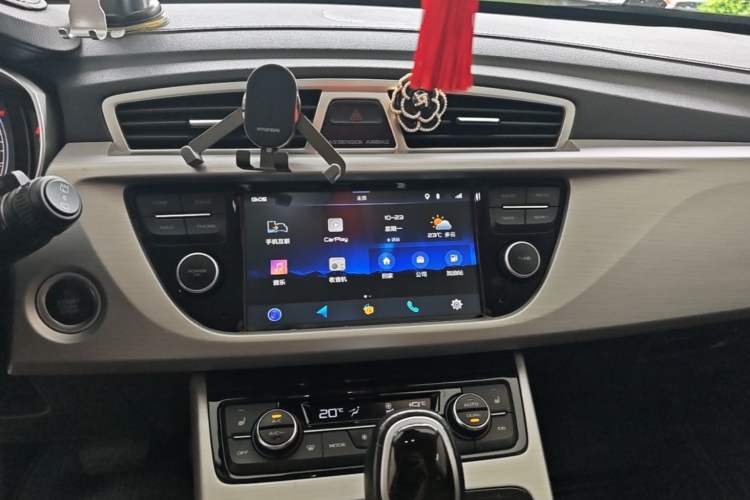 Used Geely Auto Emgrand X7 Sport 2016 1.8TD Automatic ZhiZun Version Audio And AC Panel