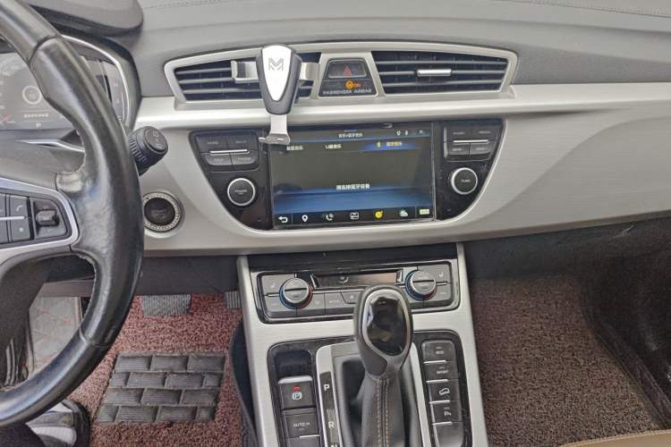 Used Geely Auto Emgrand X7 Sport 2016 1.8TD Automatic ZhiZun Version Audio And AC Panel